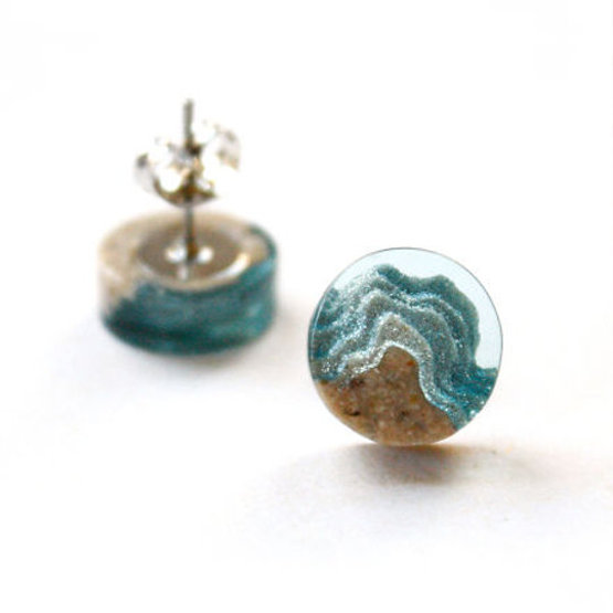 Shoal Stud Earrings with white background